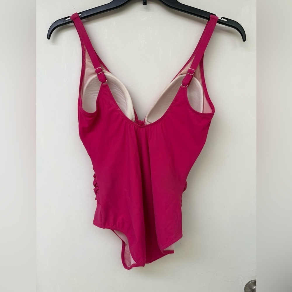 Profile by gottex Vibrant Pink Ruched Swimsuit Size 42D - Picture 3 of 7